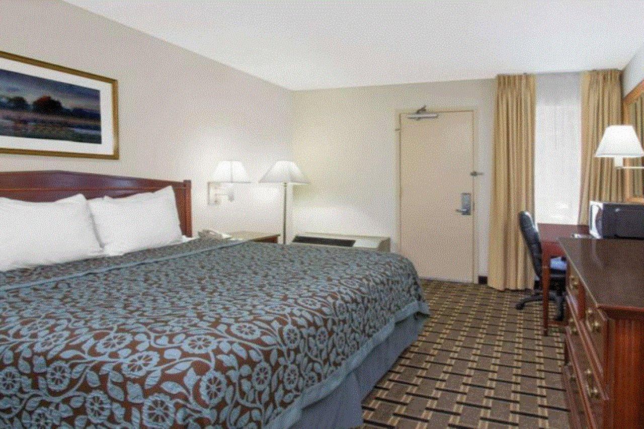 Hotel Carolina A Days Inn By Wyndham Hilton Head Island Dış mekan fotoğraf