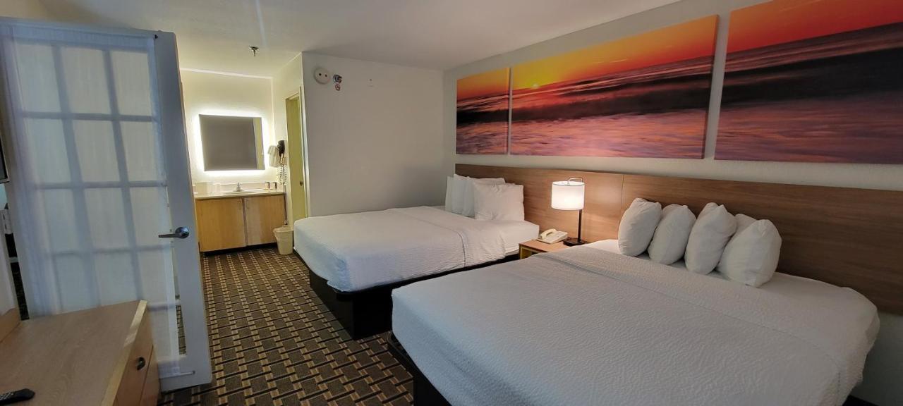 Hotel Carolina A Days Inn By Wyndham Hilton Head Island Dış mekan fotoğraf