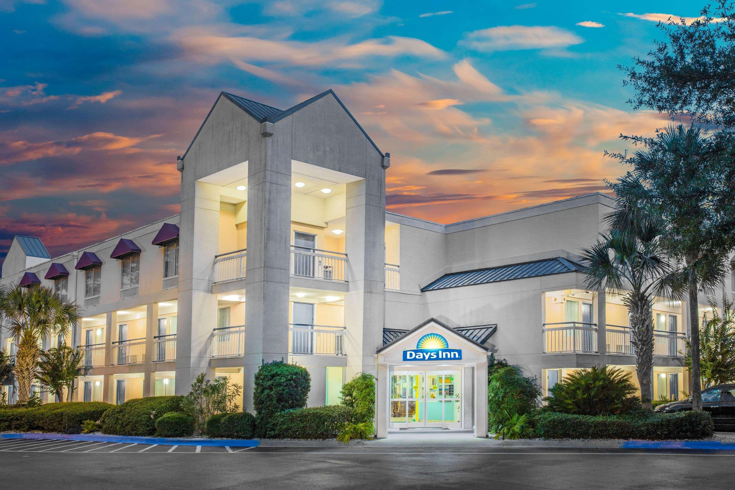 Hotel Carolina A Days Inn By Wyndham Hilton Head Island Dış mekan fotoğraf