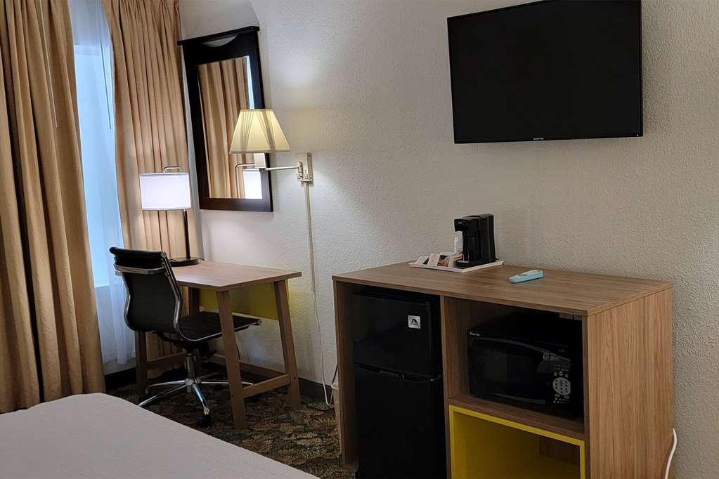 Hotel Carolina A Days Inn By Wyndham Hilton Head Island Oda fotoğraf