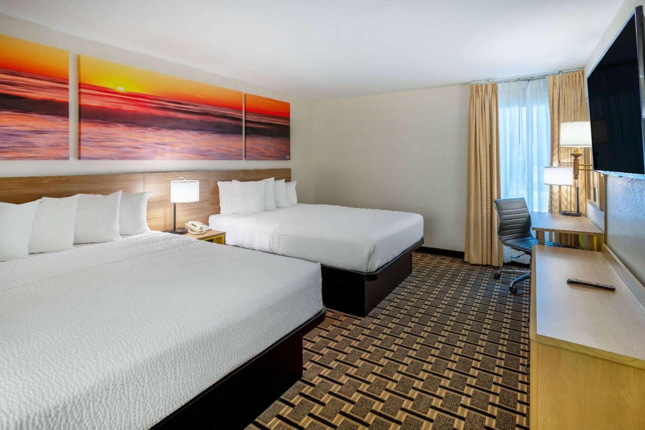 Hotel Carolina A Days Inn By Wyndham Hilton Head Island Dış mekan fotoğraf